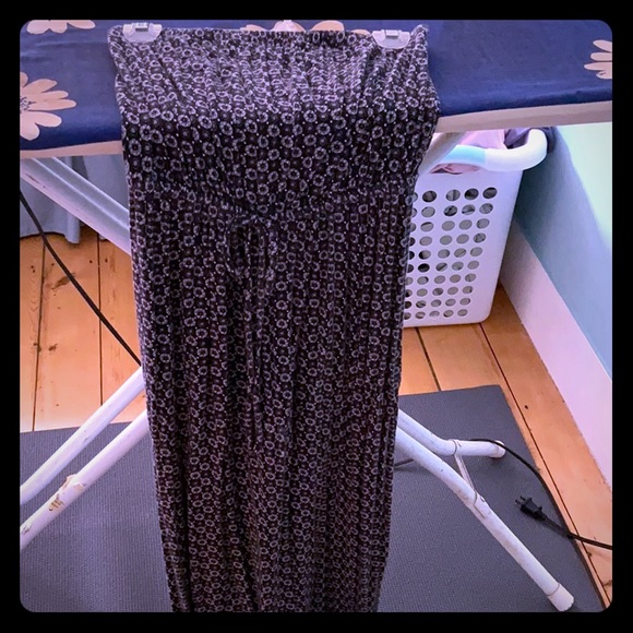 sleeveless maxi dress - Picture 1 of 1